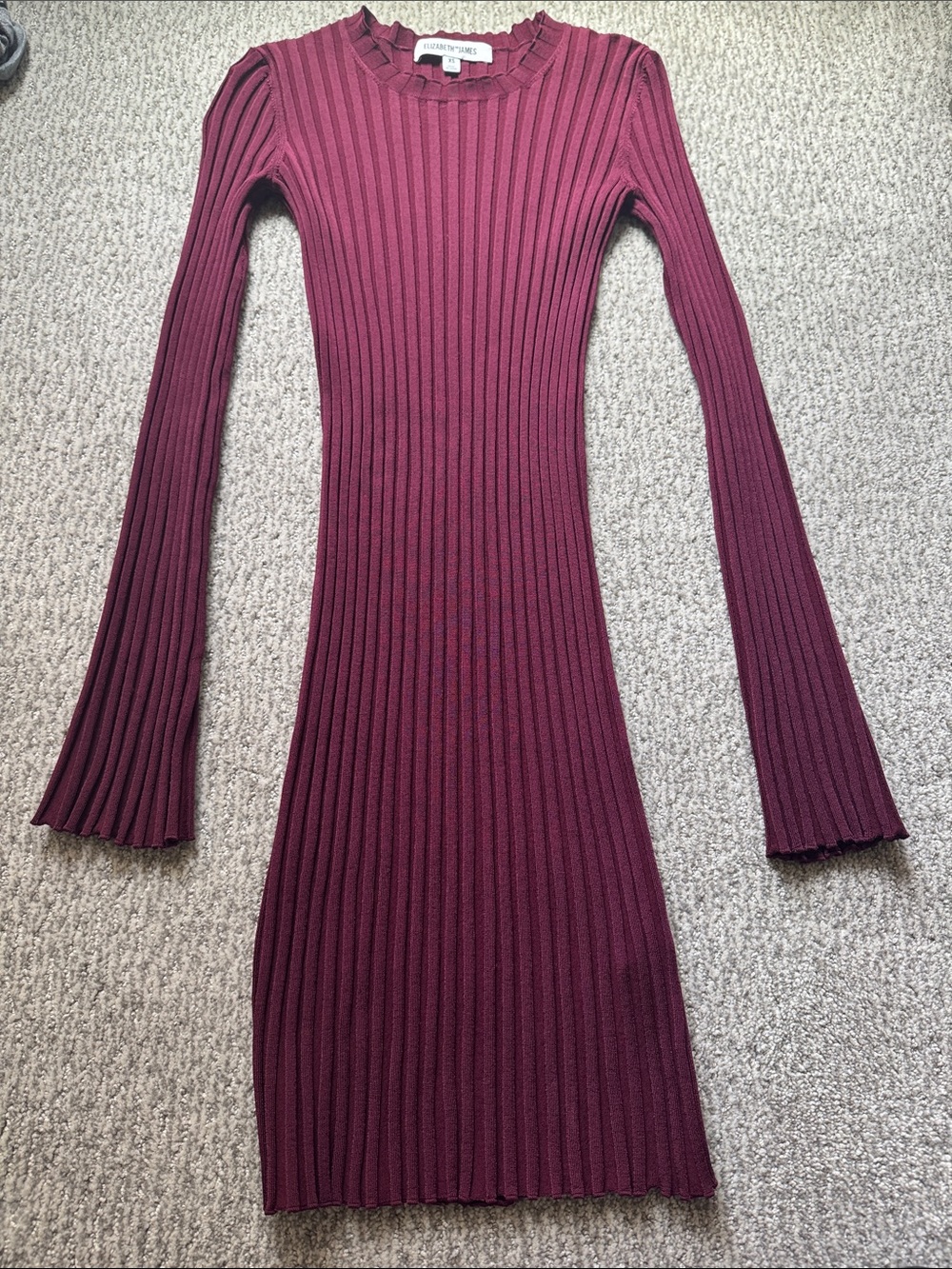 Elizabeth and James Ribbed Long-Sleeve Bodycon Dress in Burgundy